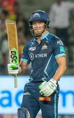  If It's In The 'V', It's In The Tree: Miller Gives An Expression To His Smashing Knock For Titans 