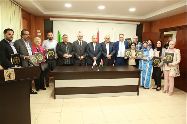 “اللجنة الوطنية للتربية والثقافة” توقع 9 اتفاقيات مع مؤسسات مقدسية لدعم القطاعات الثقافية