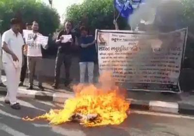 SC/Sts In Gujarat Protest Against AAP For  Naming Its Committees On Their Leaders   SC/Sts In Gujarat Protest Against AAP For  Naming Its Committees On Their Leaders