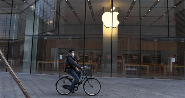 Apple's Still Not Backing Down To China Hawks In US