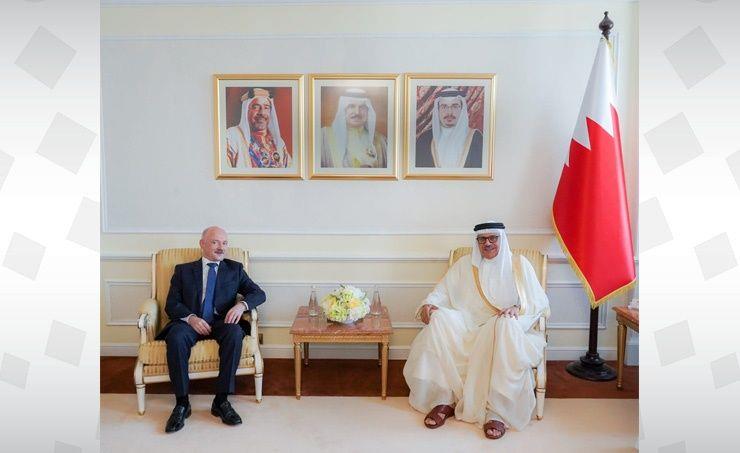 وزير الخارجية يستقبل سفير روسيا الاتحادية بمناسبة انتهاء فترة عمله في مملكة البحرين