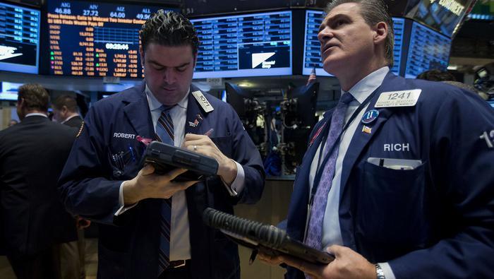 S&P 500 Rises Despite Disastrous US Economic Data, But Recession Fears May Cap Gains