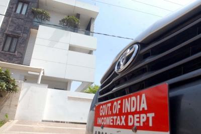  I-T Raids At Multiple Locations Linked To Educational Institutes In B'luru 