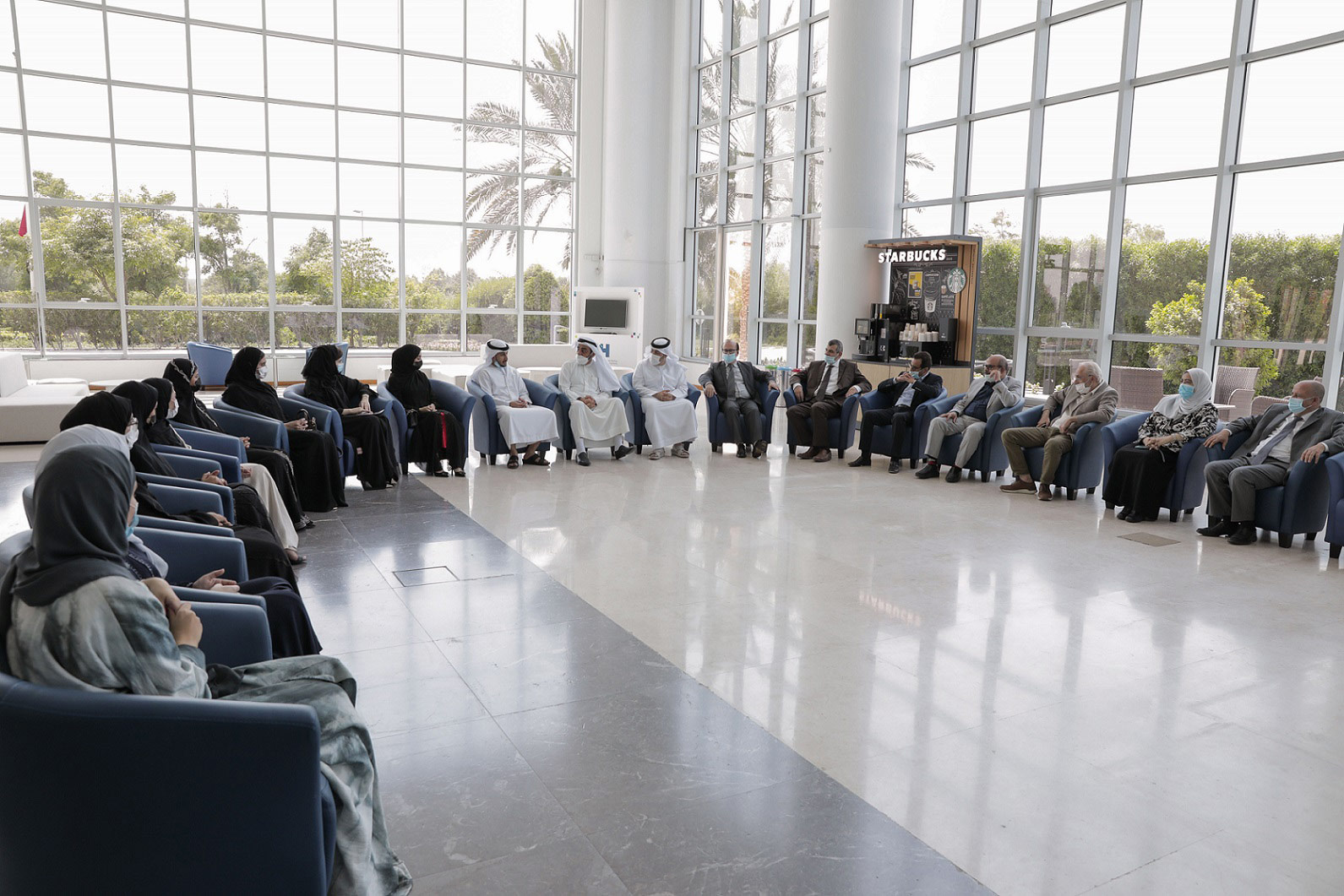 HBMSU hosts meeting with students for communication and exchange of insights