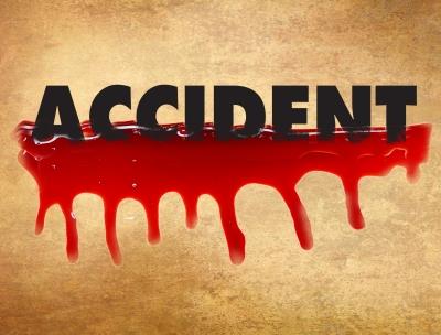  Two Persons Burnt Alive In Telangana Car Accident 