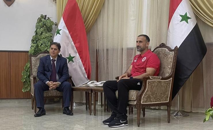 الأحمر السلاوي يغادر إلى سوريا لخوض ماتبقى من تصفيات المونديال