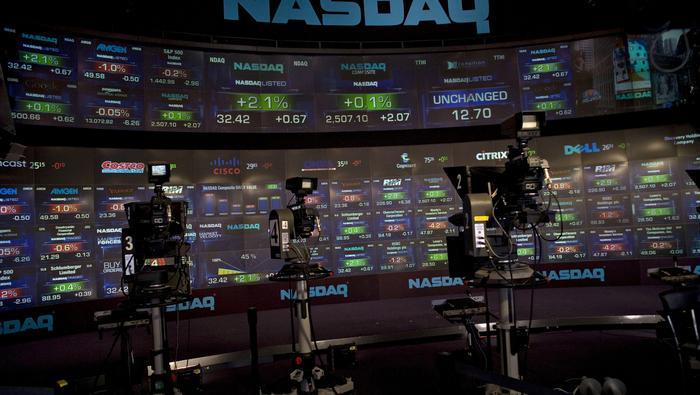 S&P 500 And Nasdaq 100 Subdued On Hawkish Fed, Recession Risks Torment Investors