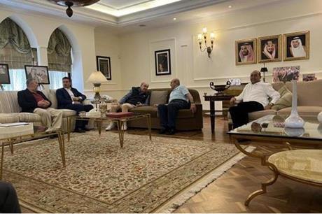 السفير السعودي يقيم إفطارا لشخصيات أردنية - أسماء