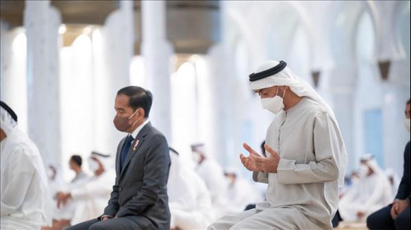 Look: UAE President, Indonesian President Perform Jumuah Prayer At Sheikh Zayed Grand Mosque
