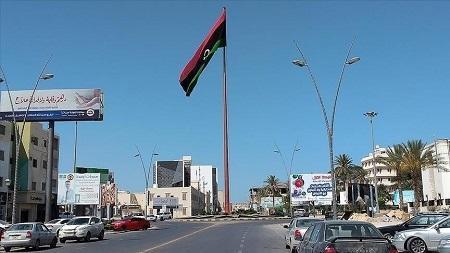 متظاهرون يقتحمون مقر البرلمان الليبي