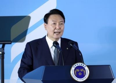  S.Korean President's Disapproval Rating Exceeds Approval Rating 