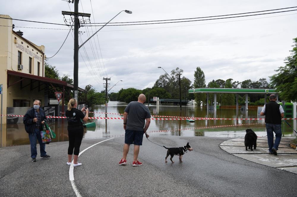 Heavy Rains, Floods Prompt Evacuations Of Sydney Suburbs