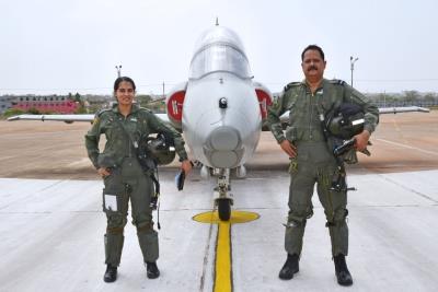  Father-Daughter Duo Create History, Fly Hawk-132 Aircraft In Same Formation 