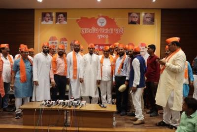  Congress Leaders In Gujarat Join BJP 