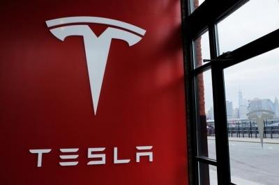  Fired Tesla Workers Seek Emergency Protection From US Court 