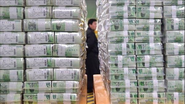 South Korean Inflation Galloping At 24-Year High