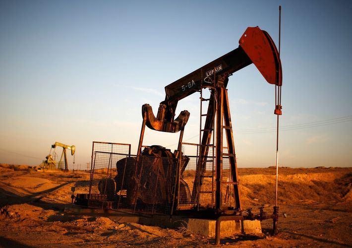 Azerbaijani Oil Prices Continue Decreasing