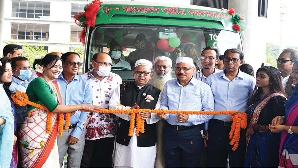 Six More AC Buses For Padma Bridge Tour : Mocat State Minister