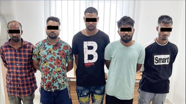 UAE: Police Bust Gang Of Five For Running Fake Massage Parlours, Robbing Victims At Knifepoint