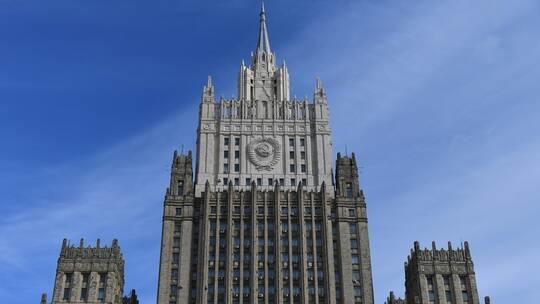 موسكو: يجب على واشنطن سحب أسلحتها النووية