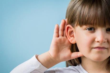 كيف يتم تشخيص مشاكل السمع عند الأطفال؟