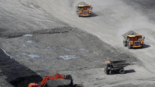 قرار أوروبا وقف استيراد الفحم الروسي يدخل حيز التنفيذ