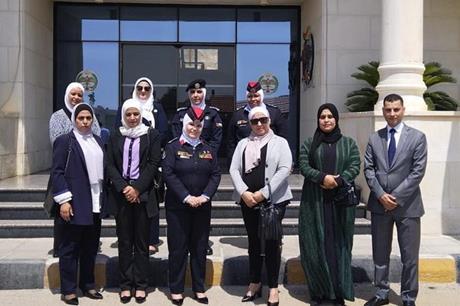 لجنة المرأة وشؤون الأسرة النيابية تزور قيادة الشرطة النسائية