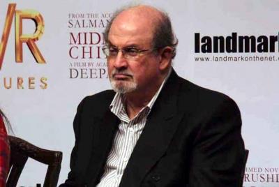  Salman Rushdie Attacked On Stage At NY Event 