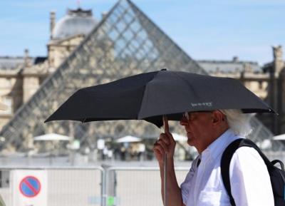  France Suffers Third Heatwave 