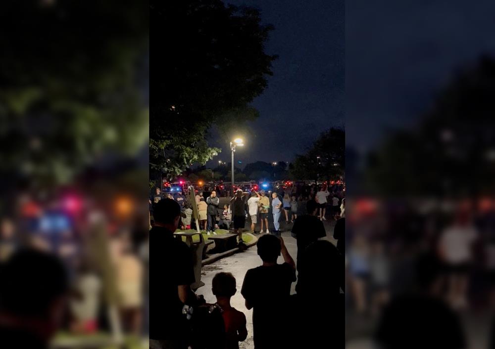 3 Injured In Shooting At Amusement Park Near Chicago