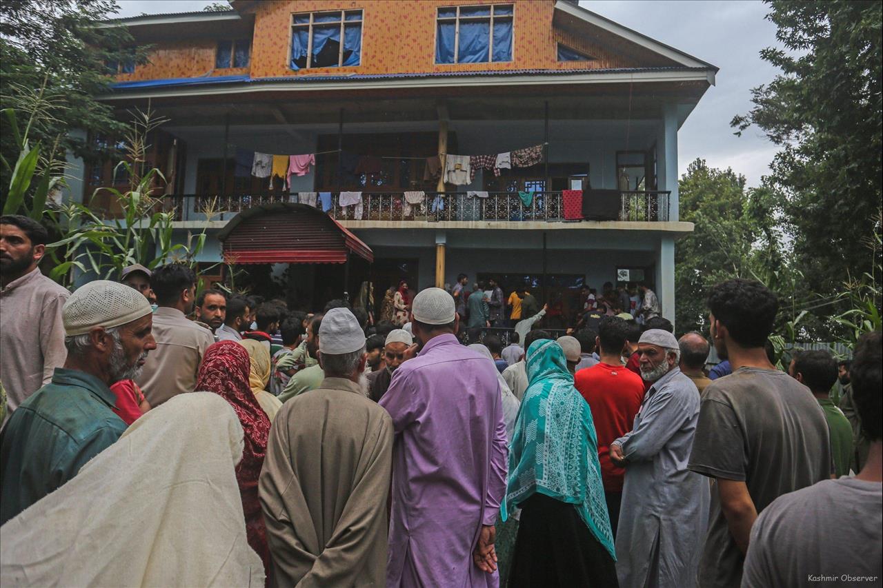 Muslims Make Arrangements For Pandit Neighbour's Last Rites