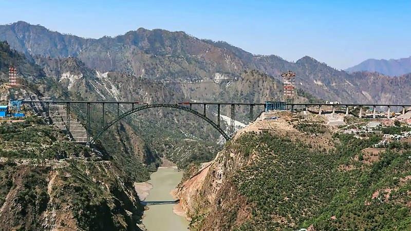 Kashmir Traders Upbeat As World's Highest Rail Bridge Nearing Completion