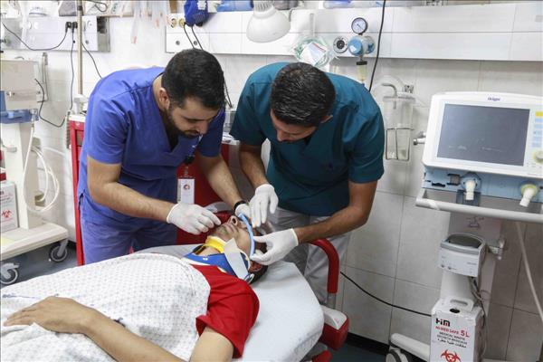 QRCS Supplies Emergency Departments Of Gaza Hospitals With Life-Saving Medical Aids