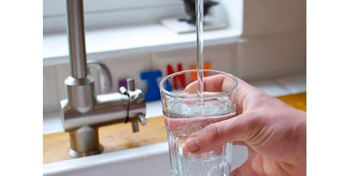 دراسة ترصد زيادة نسبة القلقين بشأن إمدادات مياه الشرب في ألمانيا
