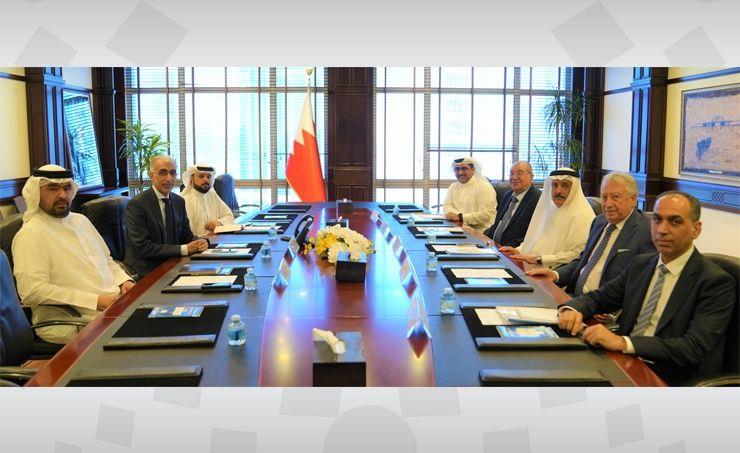 وزير الأشغال يستقبل رئيس وأعضاء جمعية المصارف البحرينية