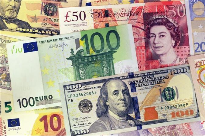 هبوط حاد لليورو والإسترليني بفعل بيانات اقتصادية ضعيفة' 