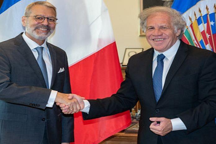 New Permanent Observer Of France To The OAS Presents Credentials