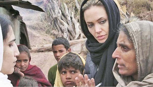 Angelina Jolie Visits Pakistan Flood Victims, Calls For Aid