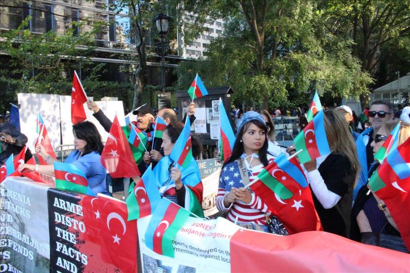 Azerbaijani Community Protests Against Armenian Provocations In Front Of UN Headquarters