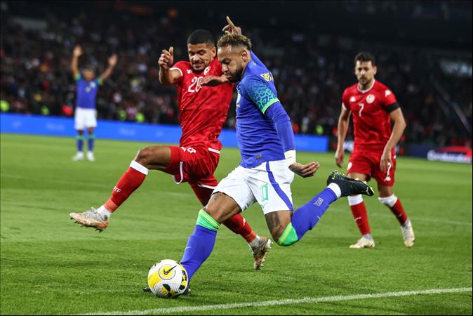 تونس تسقط أمام البرازيل بـ 'الخمسة' في تحضيرات المونديال' 