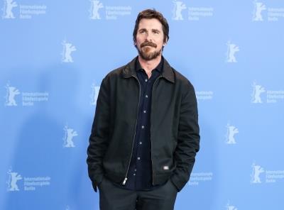  Christian Bale Had To 'Isolate' From Chris Rock On 'Amsterdam' Set 