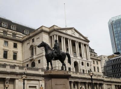  Bank Of England 'Will Not Hesitate' To Raise Rates As Pound Falls 