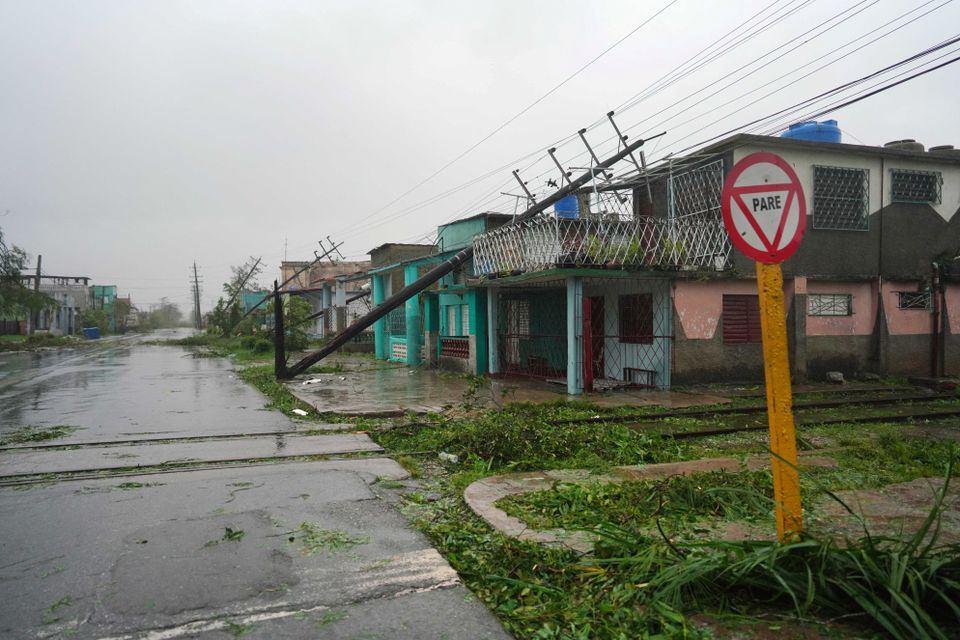 Cuba Entirely Without Power After Hurricane Ian
