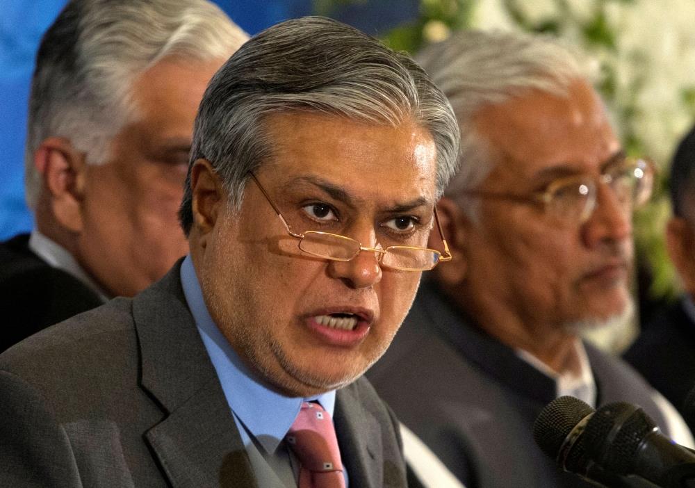 Pakistan Finance Minister Vows To Tame Inflation, Cut Interest Rates