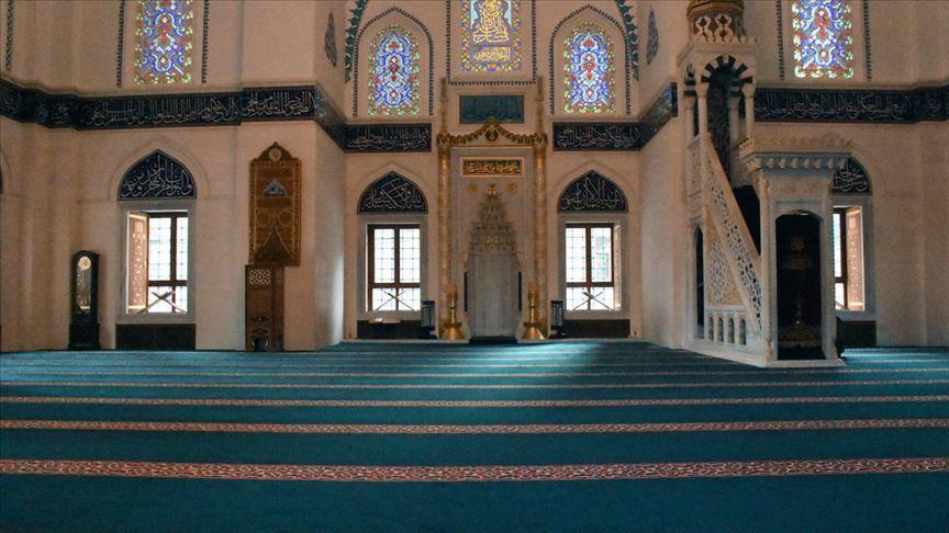 فرنسا تغلق مسجدا جديدا