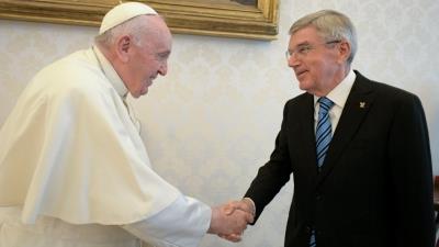  IOC President And Pope Agree To Explore Cooperation Between Faith And Sport To Support Refugees 