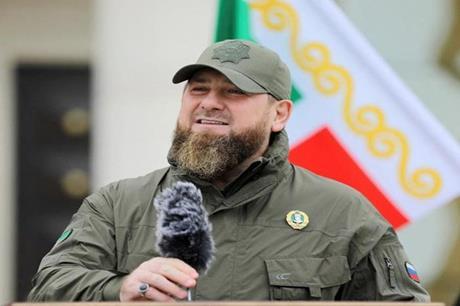 زعيم الشيشان : على روسيا استخدام سلاح نووي منخفض القوة في أوكرانيا
