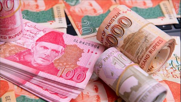 Taliban Bans Use Of Pakistani Currency In Afghanistan