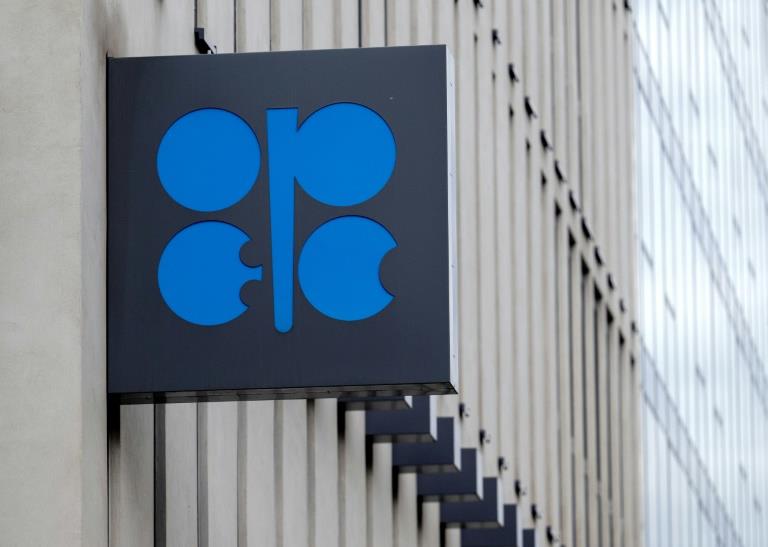 OPEC+ expected to slash oil output