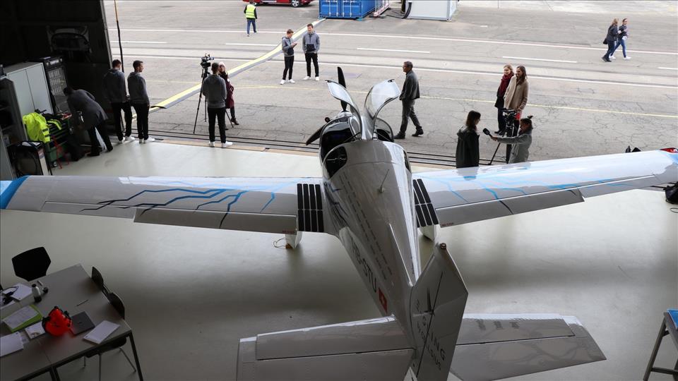 Student-Built Electric Plane Takes To The Swiss Skies
